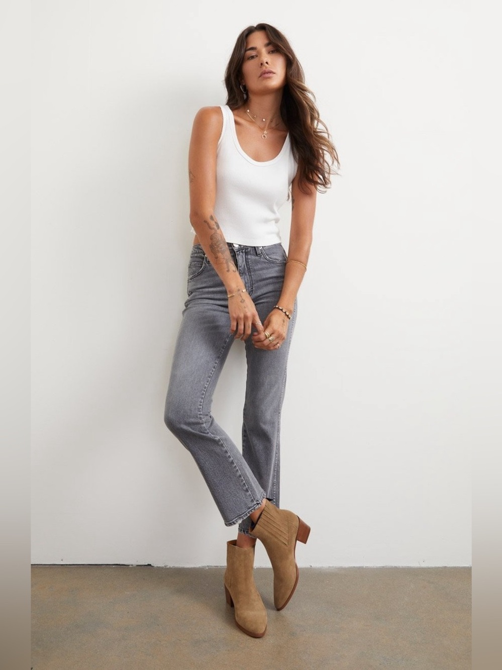 AMO Chloe Crop Straight Leg Grey Skies Jeans 29 - Picture 12 of 15